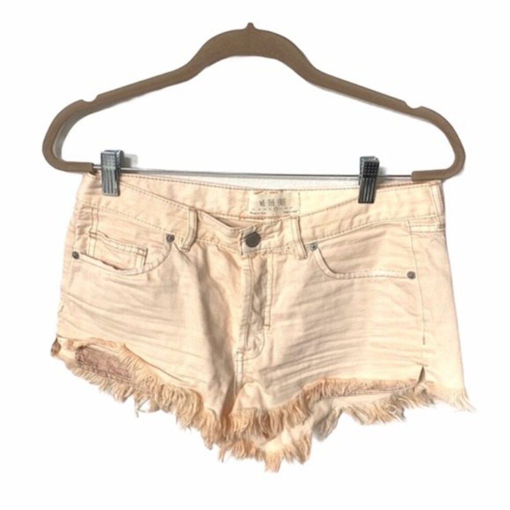 FREE PEOPLE shorts womens button up distressed peach shorts 28